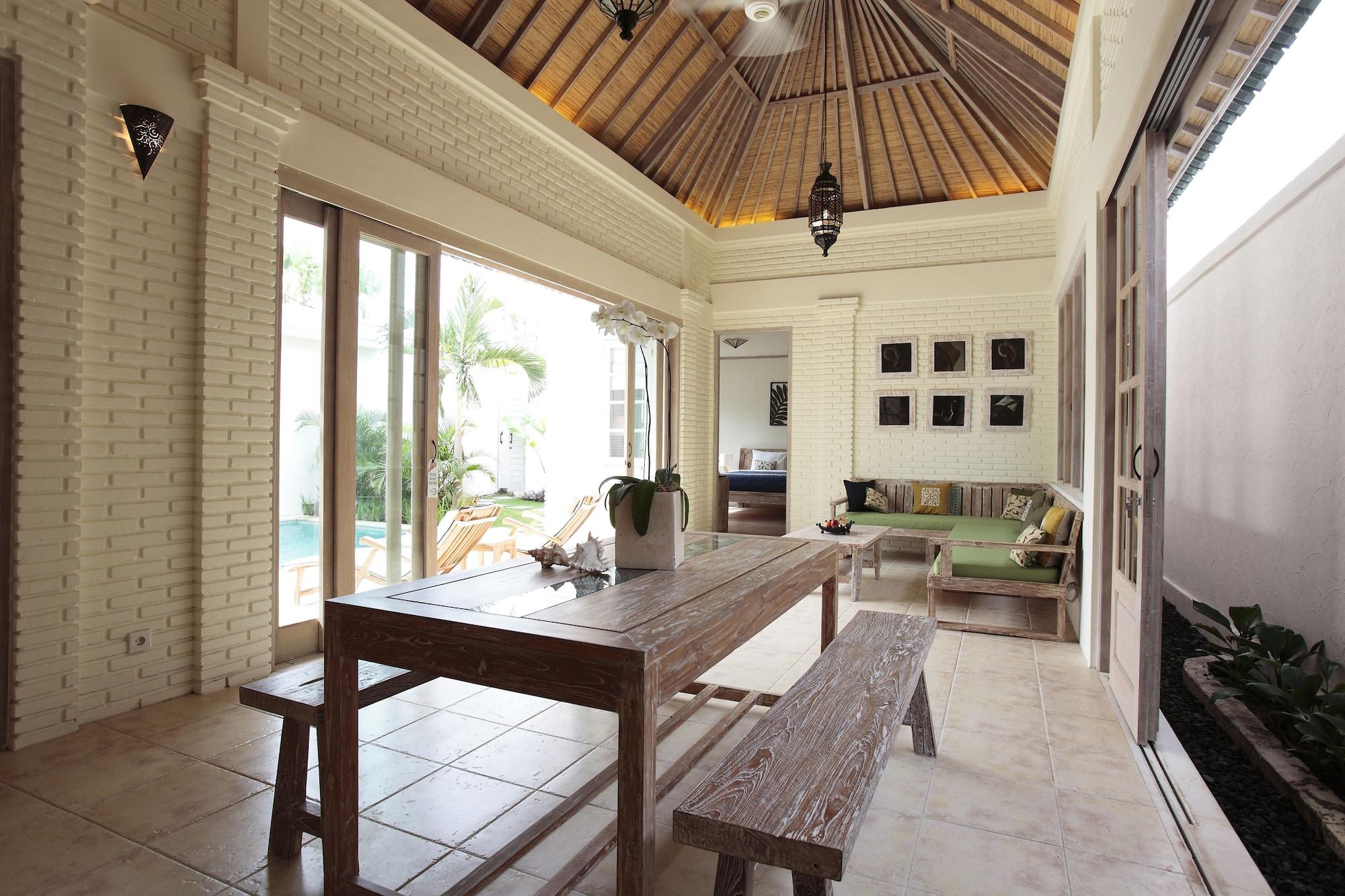 Artemis Villa Hotel Seminyak Exterior foto